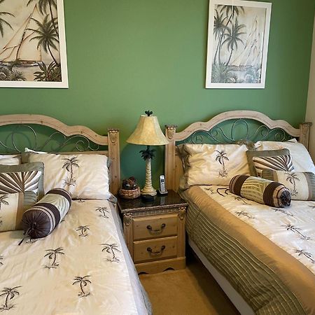 Beautiful New Luxury Townhome With Private Beach And Swimming Pools Ruskin Ngoại thất bức ảnh