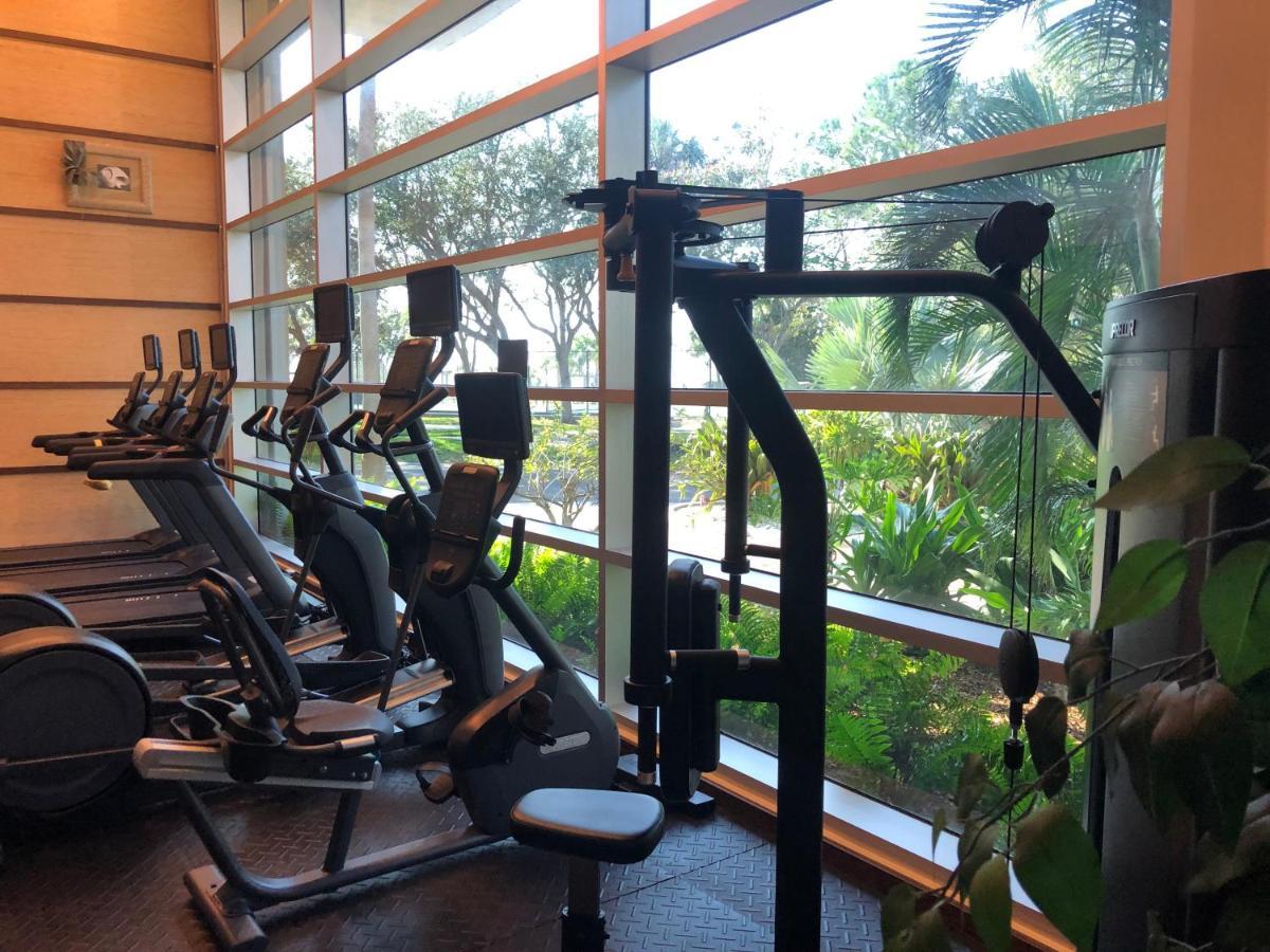 Beautiful New Luxury Townhome With Private Beach And Swimming Pools Ruskin Ngoại thất bức ảnh