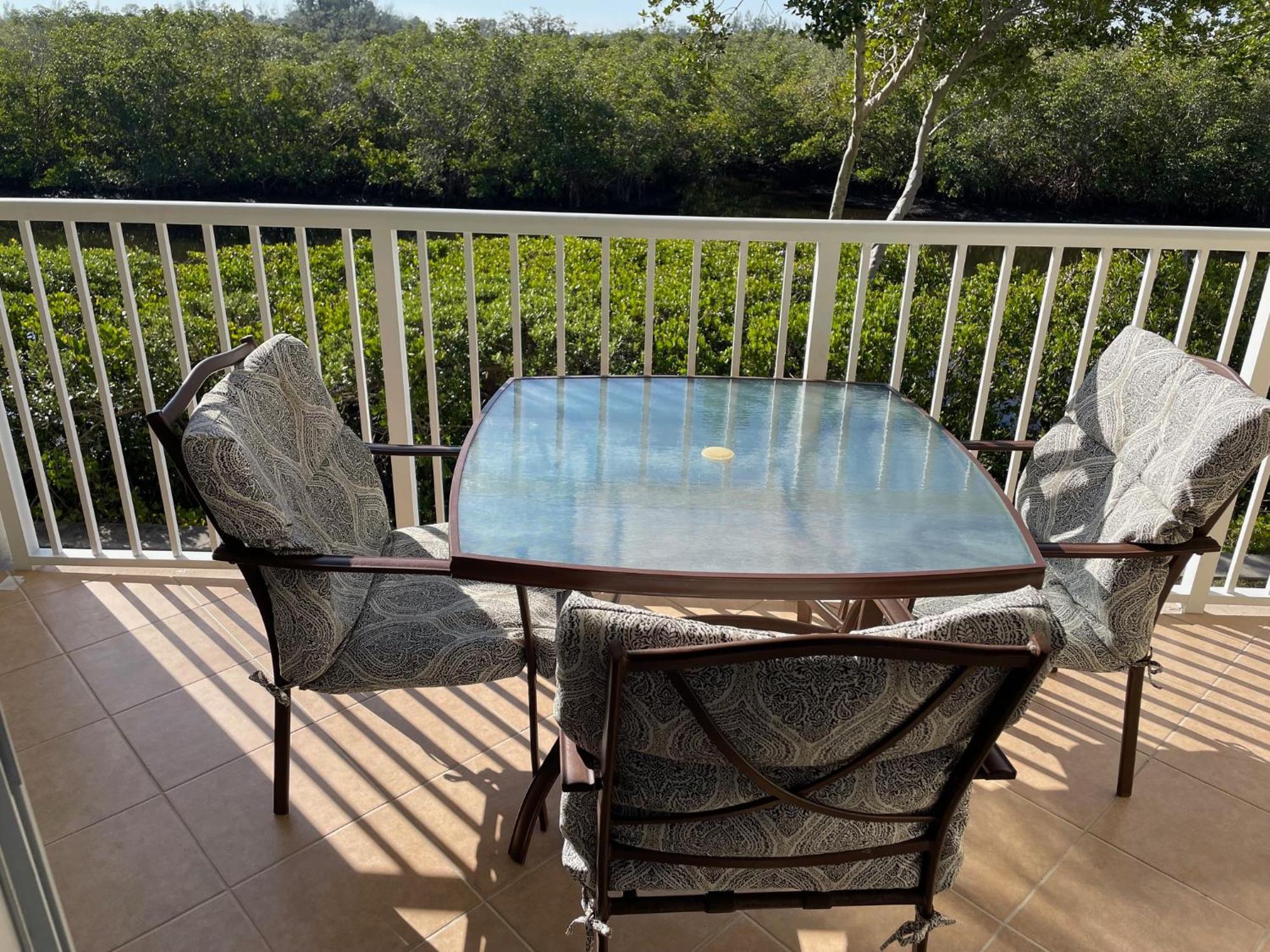 Beautiful New Luxury Townhome With Private Beach And Swimming Pools Ruskin Ngoại thất bức ảnh